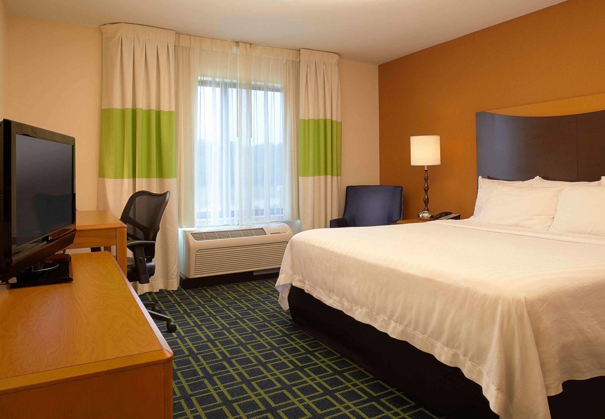 Fairfield Inn And Suites Нью-Баффало Екстер'єр фото